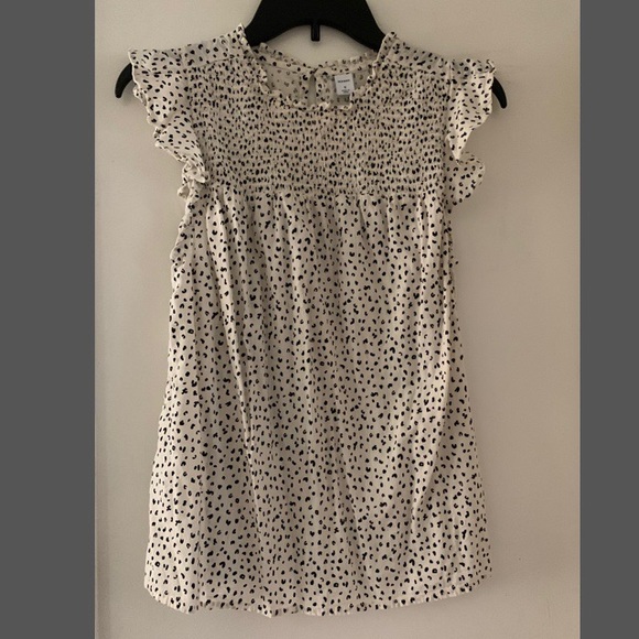 Old Navy Tops - Leopard flutter sleeve top